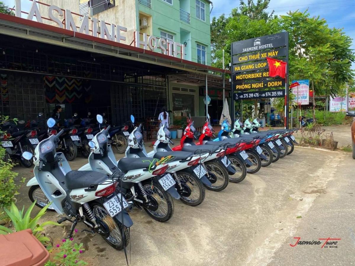 Jasmine Hostel And Motorbike Tours Ha Giang Exterior photo